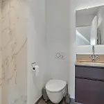 Apartament Awesome In With Wifi